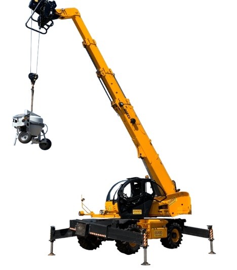 Télescopique 21m - rotatif Dimensions (LxlxH) 7.15x2.38x3.03m Poids 17.2T Capacité de charge nominale 5T Vitesse de déplacement 40 km/h Puissance moteur 106 kW